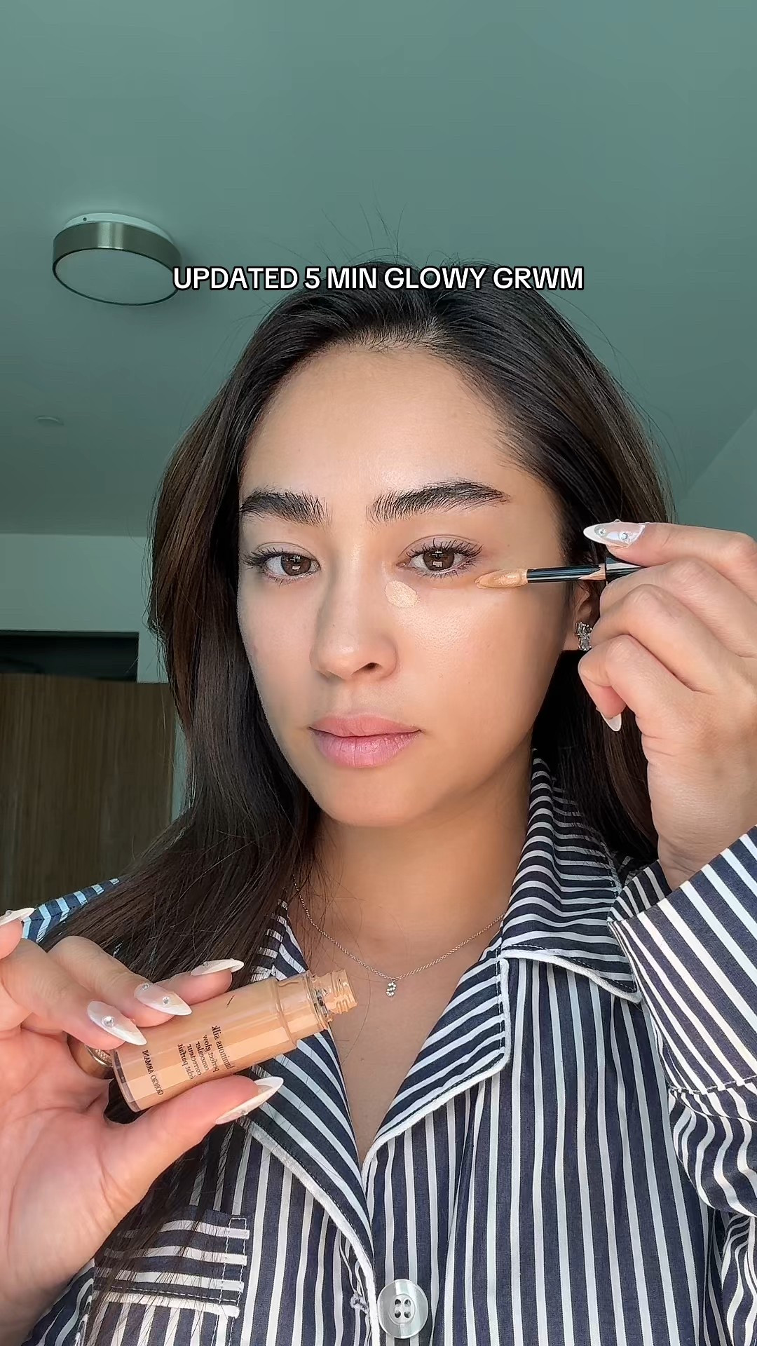 5min GRWM! 

#LTKBeauty #LTKFindsUnder100 #LTKStyleTip