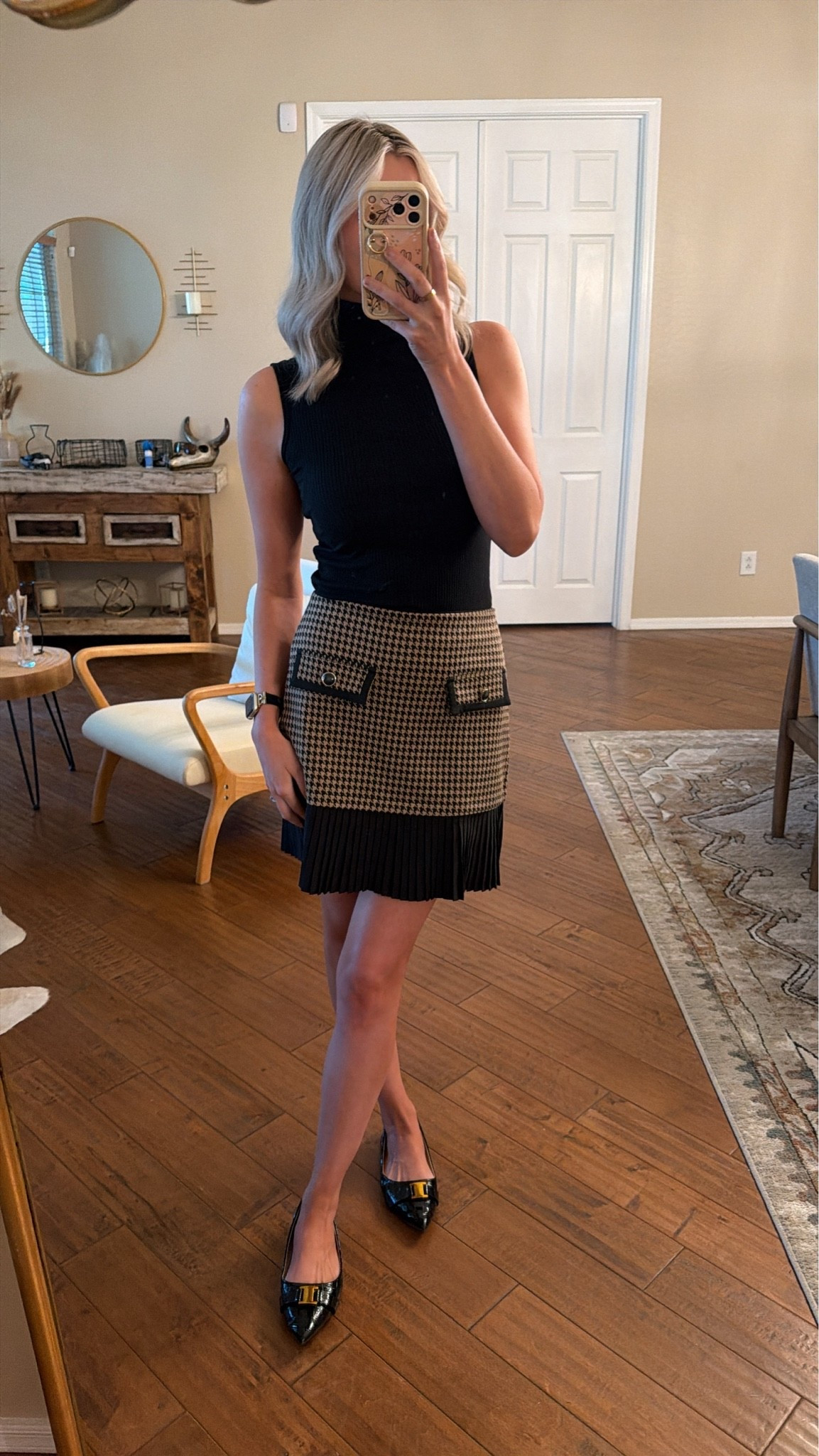 Classy STRETCHY mini skirt from Amazon 🙌🏻

#LTKootd #LTKgrwm #LTKWorkwear