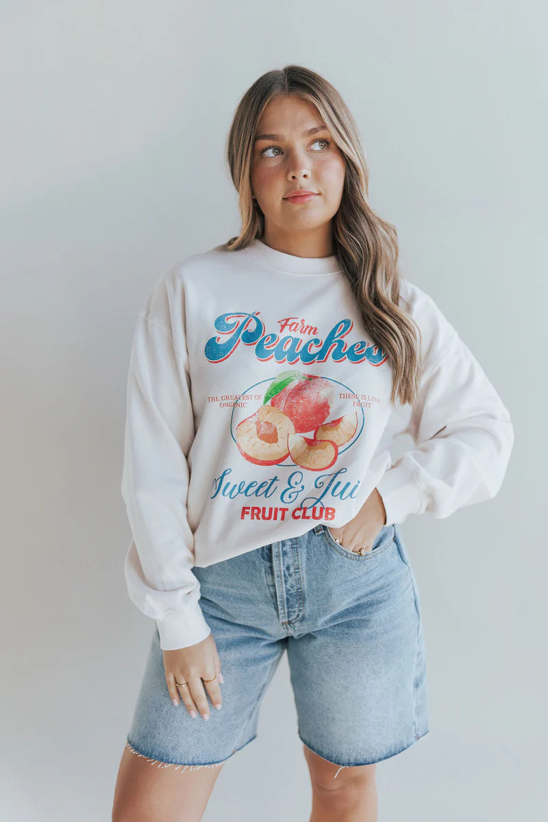 Peaches Graphic Pullover | Henly