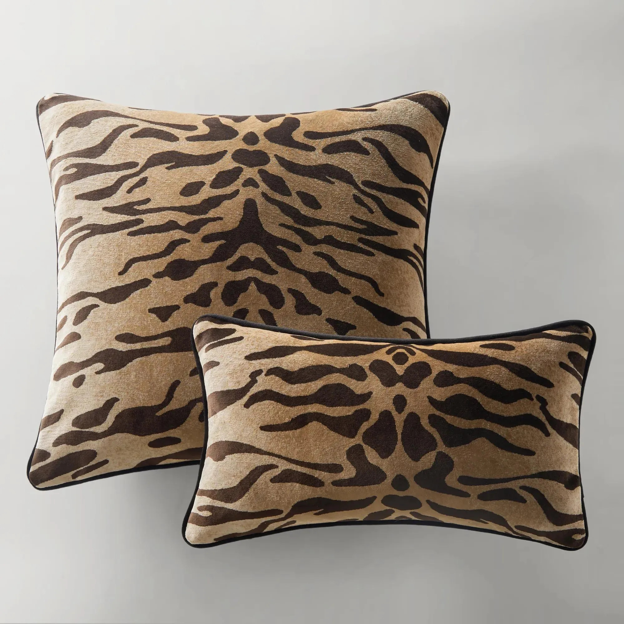 Bronze Tiger Pillow 22" | Z Gallerie