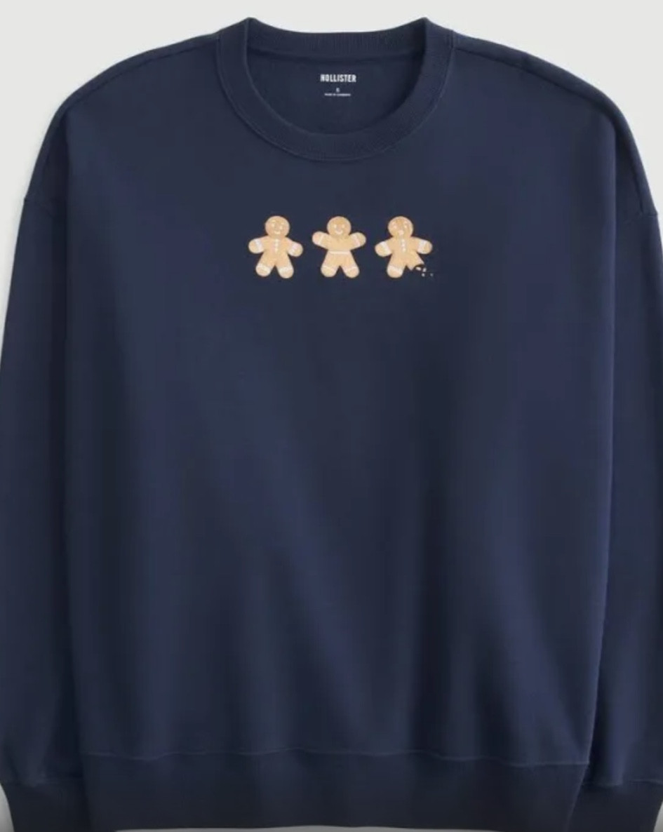 Christmas sweatshirt 🧸🎀

#LTKHoliday #LTKSeasonal #LTKFindsUnder50