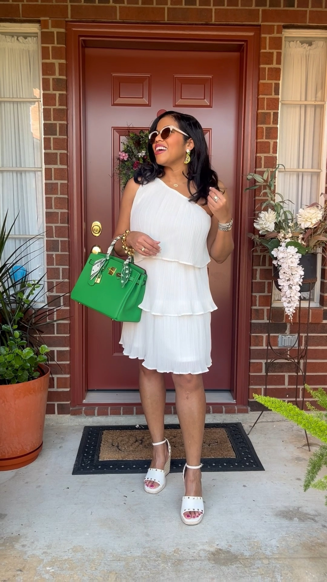 My favorite white dresses for summer are from Gibsonlook and Amazon!

#LTKSeasonal #LTKFindsUnder100 #LTKPetite