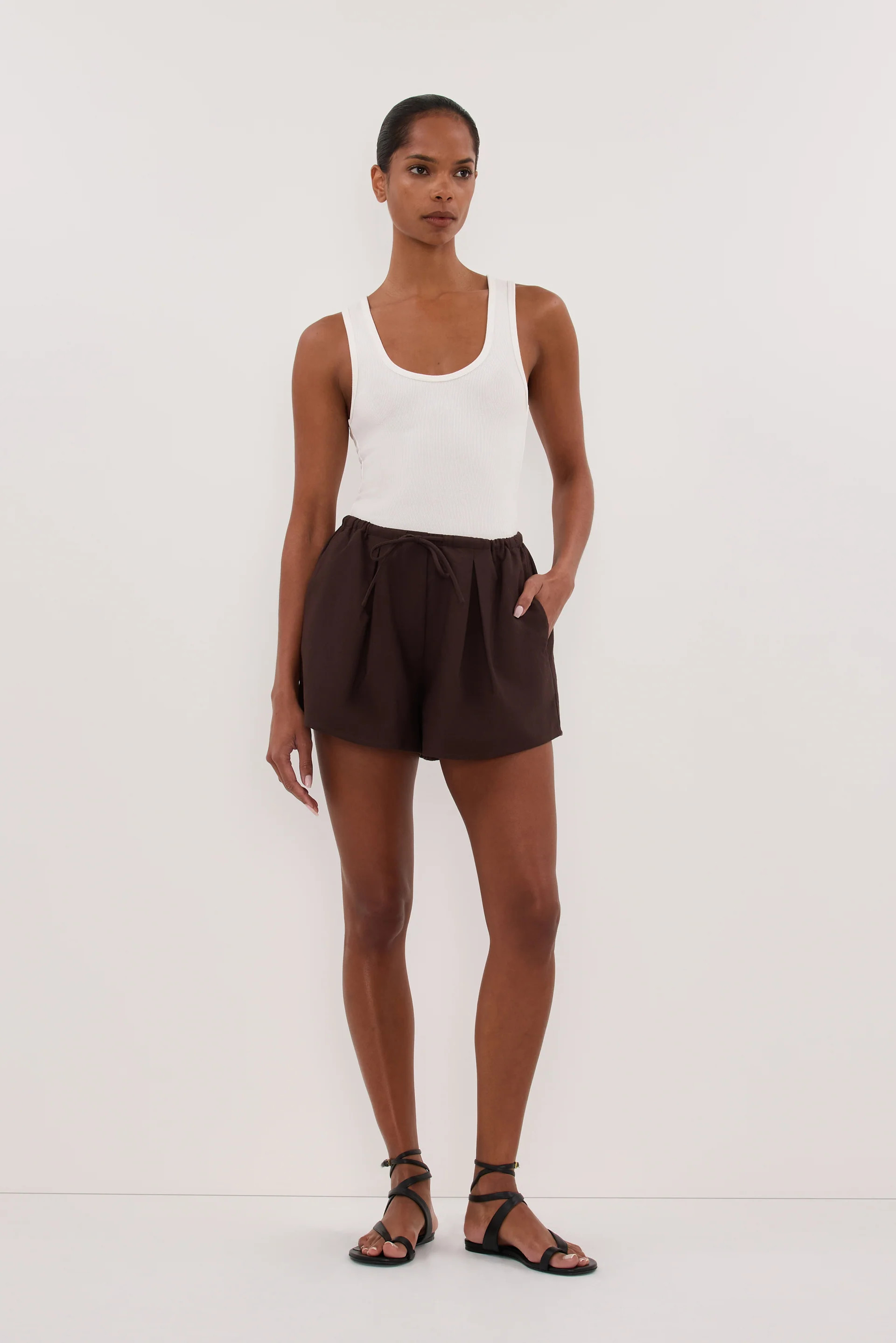 RHEA B.CHOC COTTON DRAWSTRING SHORT | DISSH