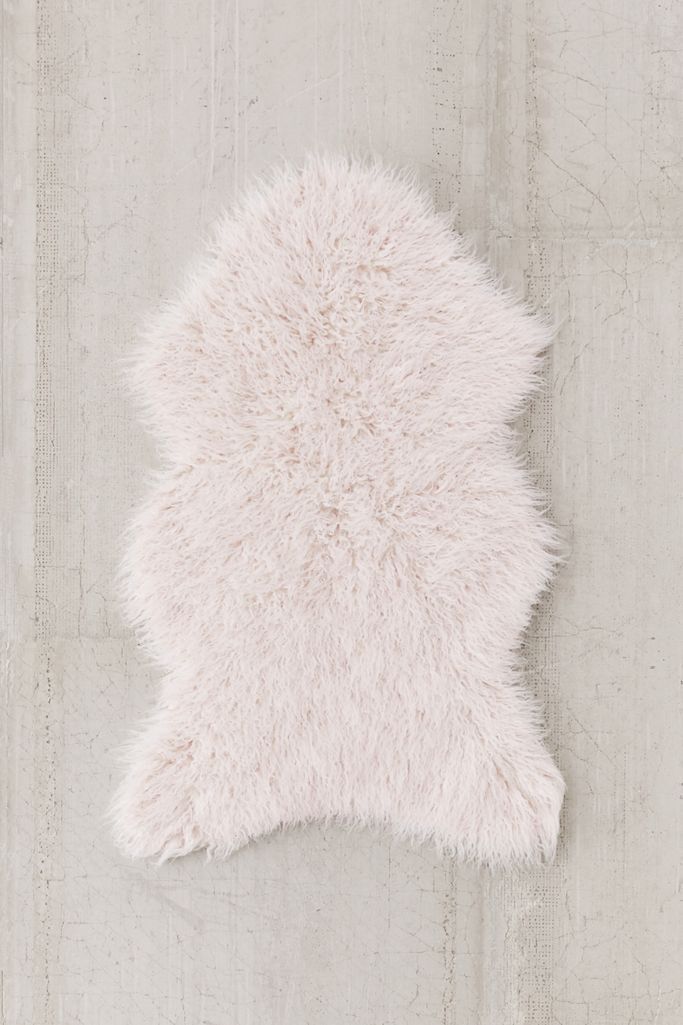 Mazzy Faux Fur Shaped Rug | Urban Outfitters (US and RoW)