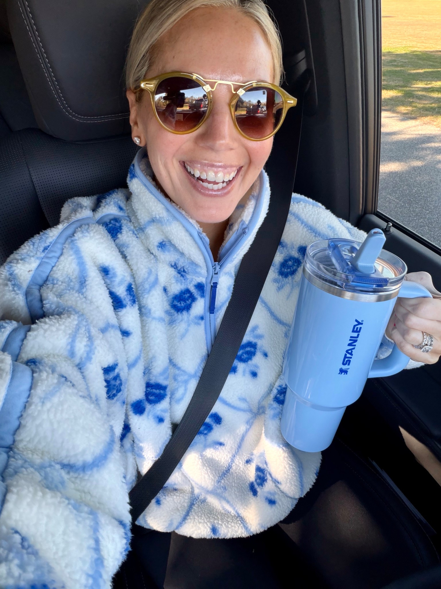 Old navy pullover that’s still fully in stock an I’m in the medium and it’s on sale for $25! 

#LTKSaleAlert #LTKootd #LTKActive