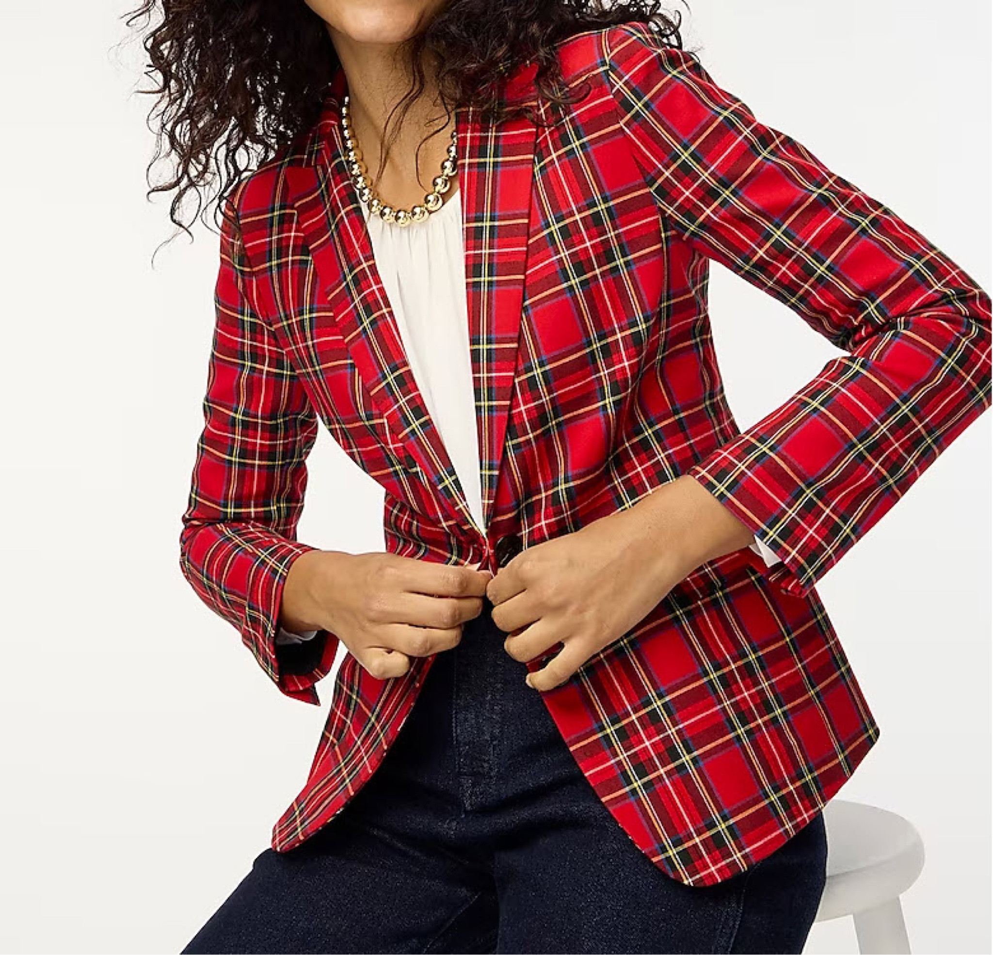 Tartan plaid blazer and skirt matching set - true to size and on sale!
.
Holiday outfit Christmas outfit workwear 

#LTKHoliday #LTKsalealert #LTKworkwear