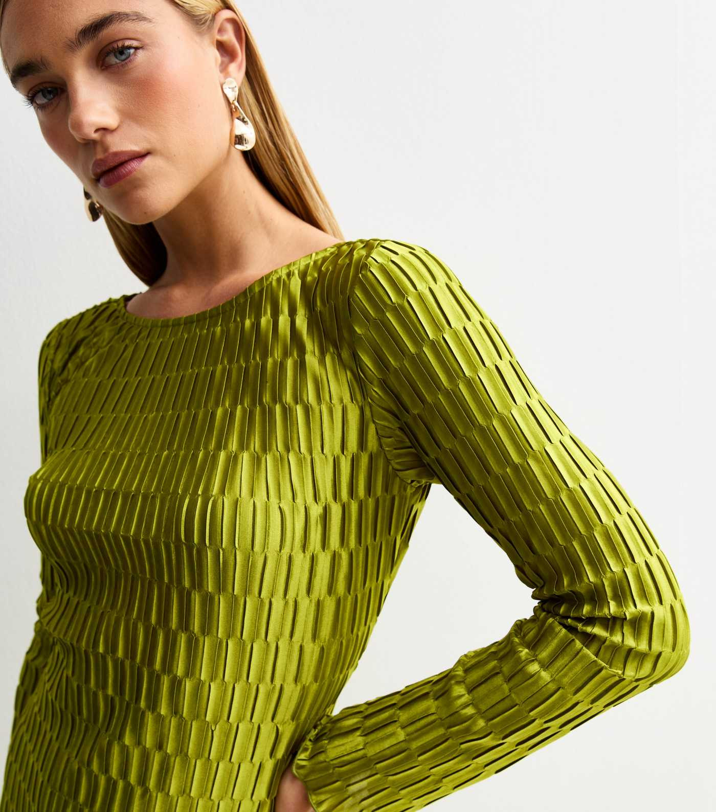 Green Plisse Tie Back Long Sleeve Mini Dress | New Look | New Look (UK)