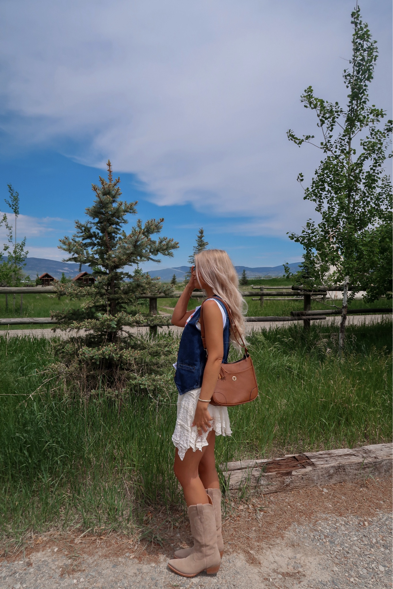 montana ootddddd
vest is old wrangler so linking similar 
skirt is mid/low waisted so keep that in mind! (in an xs) 
cut the sleeves off the tee to make it a muscle tee — so cute! can size down half size in boots 

#LTKFindsUnder50 #LTKSaleAlert #LTKStyleTip