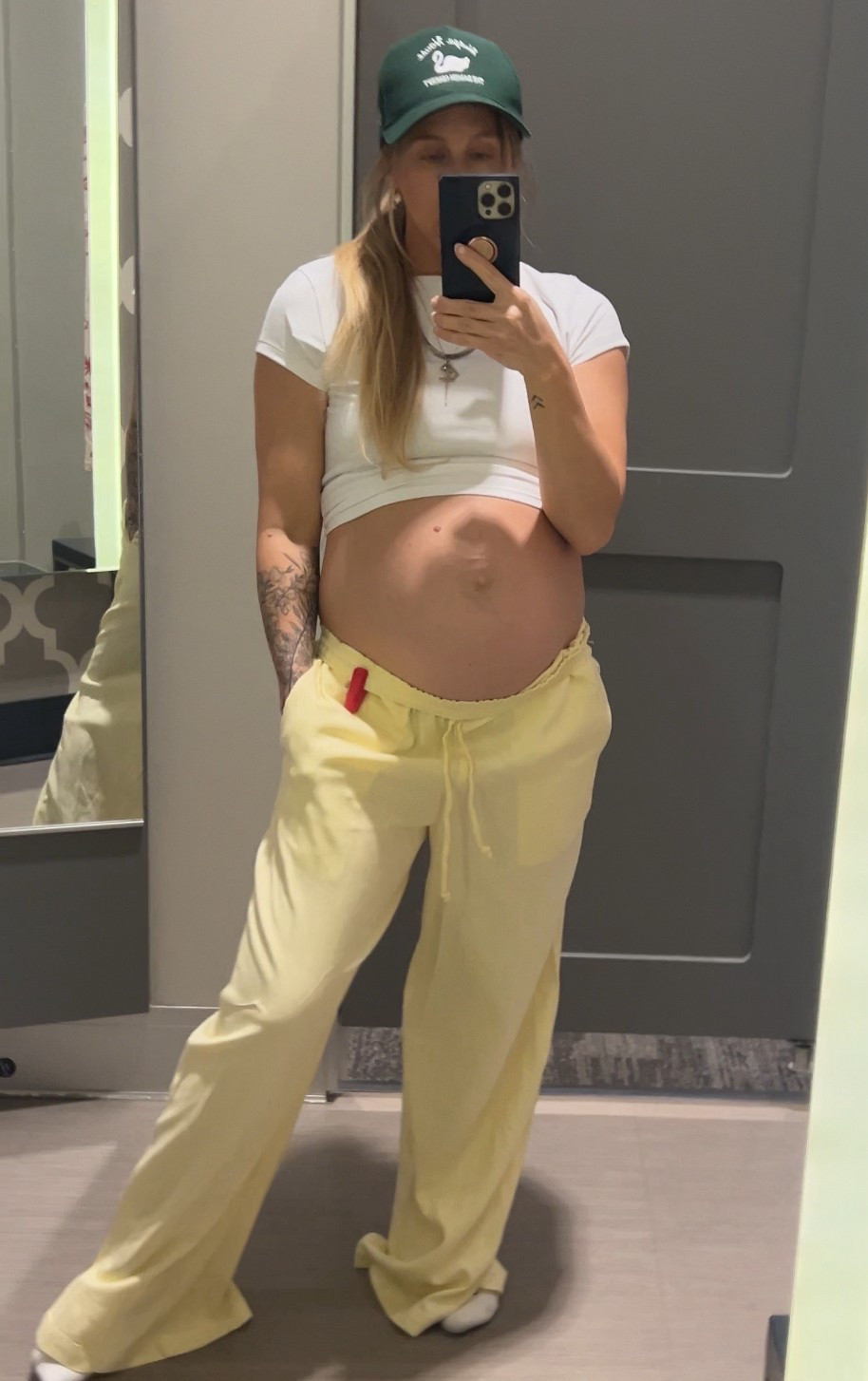 40% off target women’s selections 
#dressthebump #maternitystyle #bumpfits

#LTKFindsUnder50 #LTKSaleAlert #LTKBump