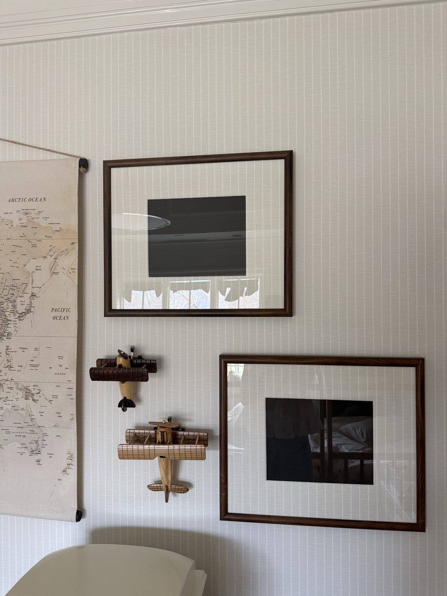 Slowly, but surely finalizing all the home decor for twins room!!! 

Wallpaper: Thibaut SUITED STRIPE (T44026), Colorway: Beige


#LTKKids #LTKmomlife #LTKHome