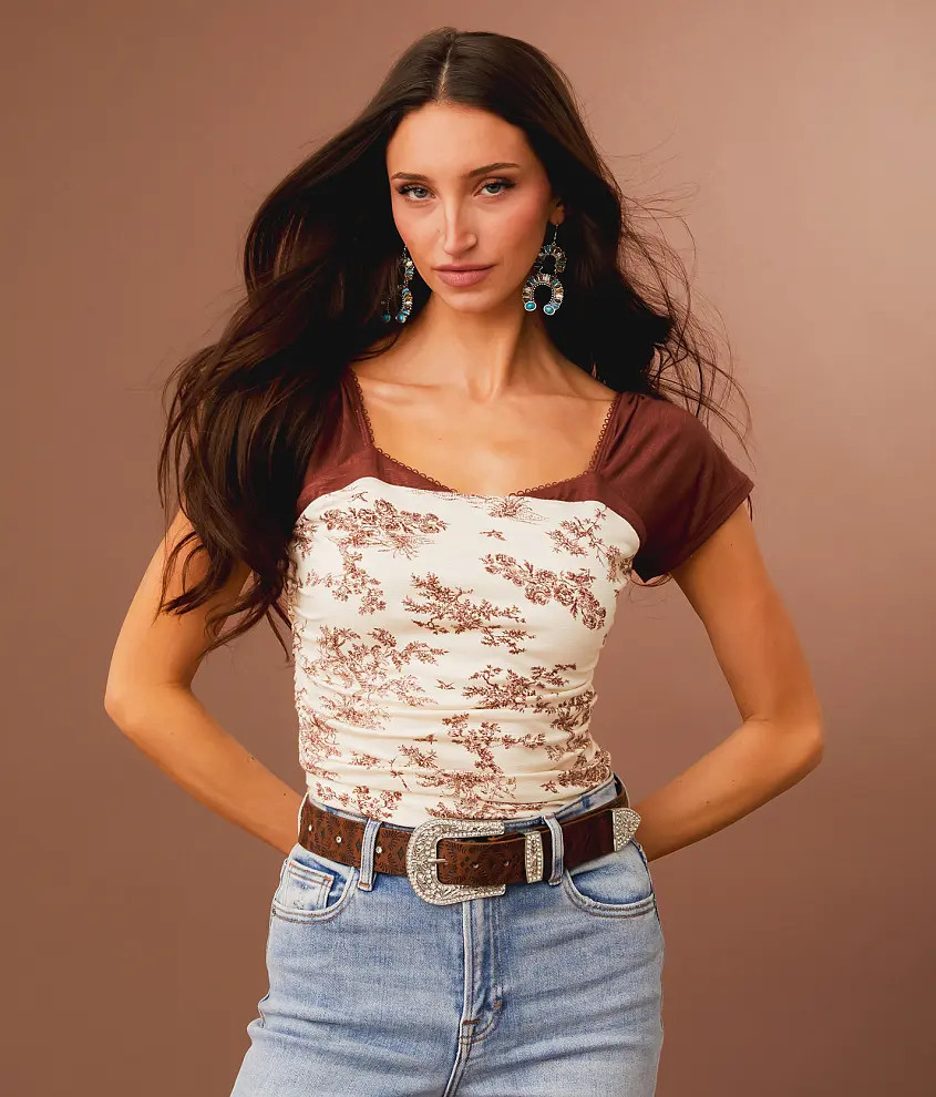 Square Neck Cropped Top | Buckle