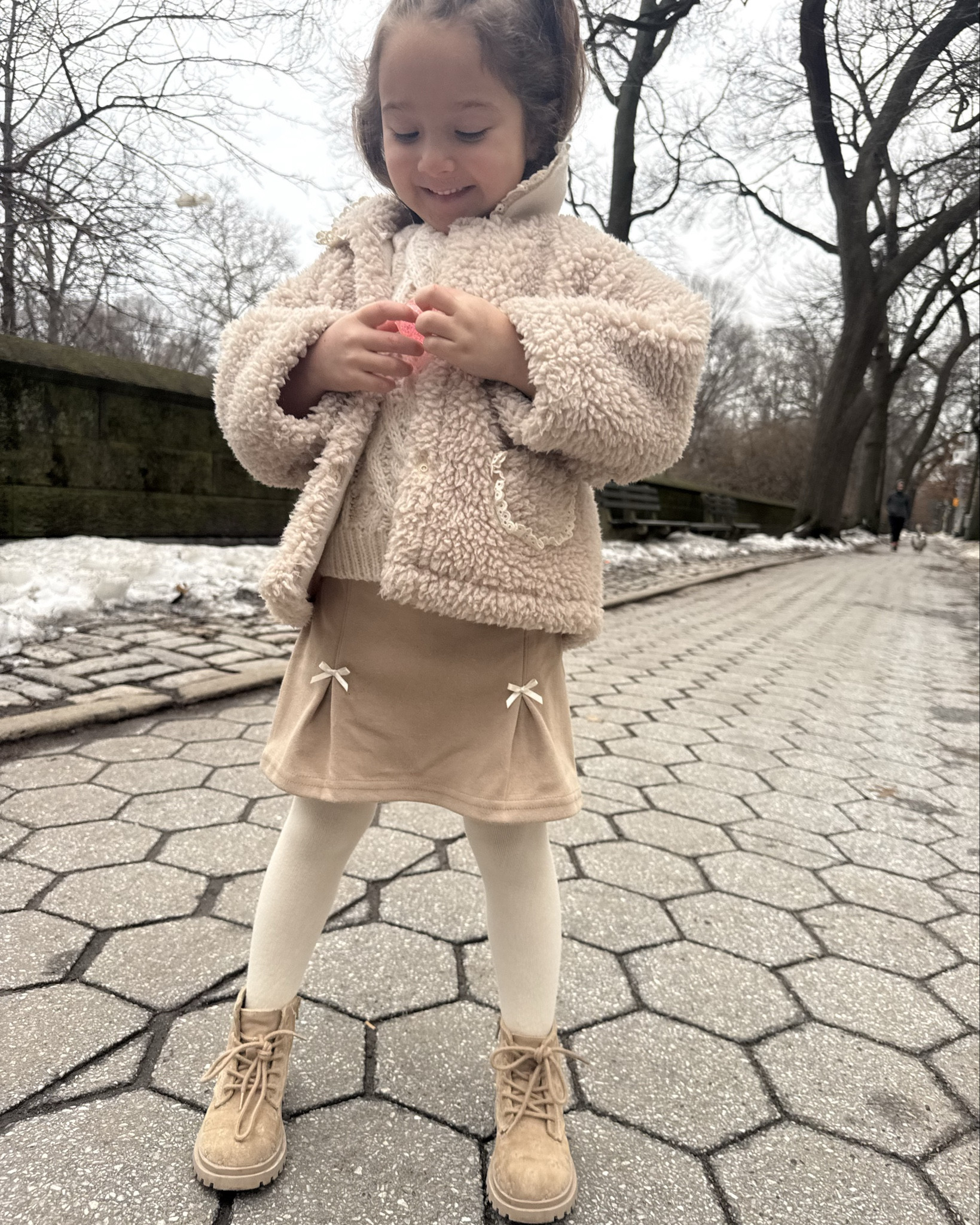 The girls’ looks today!