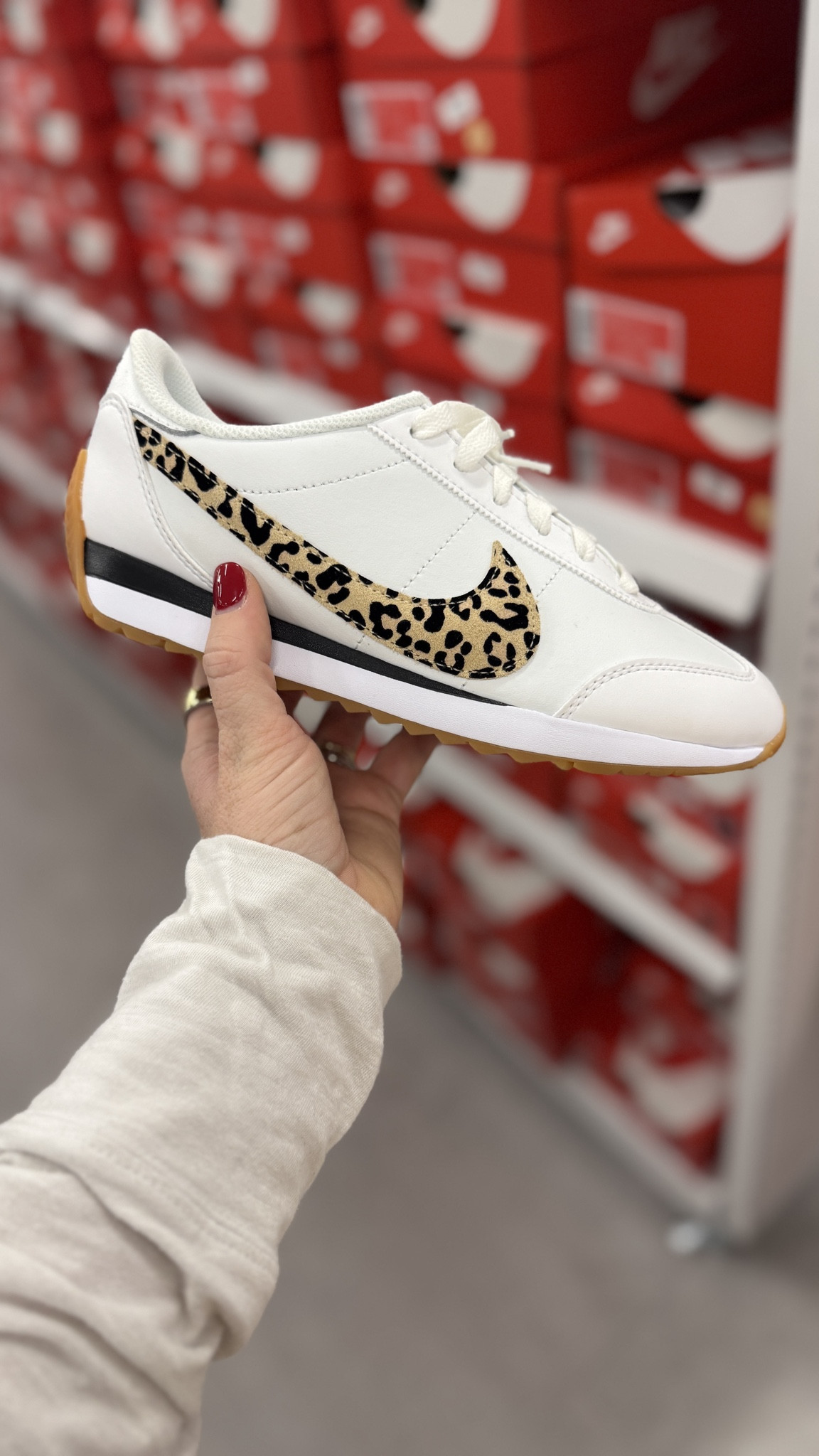 How fun are these leopard Nike sneakers 

#LTKFindsUnder100 #LTKmomlife