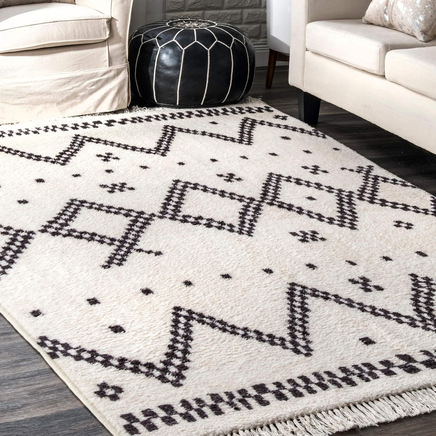 nuLOOM Tracy Moroccan Area Rug, 6' 7" x 9', Off-white | Amazon (US)
