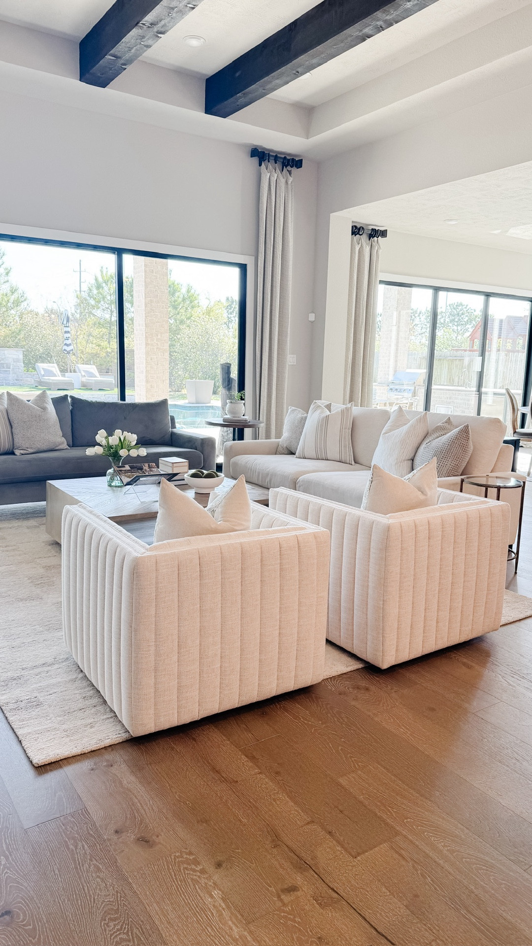 I’ve been so busy bringing my clients’ dream spaces to life that my own home took a back seat—but not anymore! I finally carved out some time to finish my living room, and I’m in love with how it all came together. Designing for myself is always a challenge, but seeing my vision come to life makes it all worth it! What do you think? 

#LivingRoomDesign #DreamSpace #NeutralHome #lmjinteriors