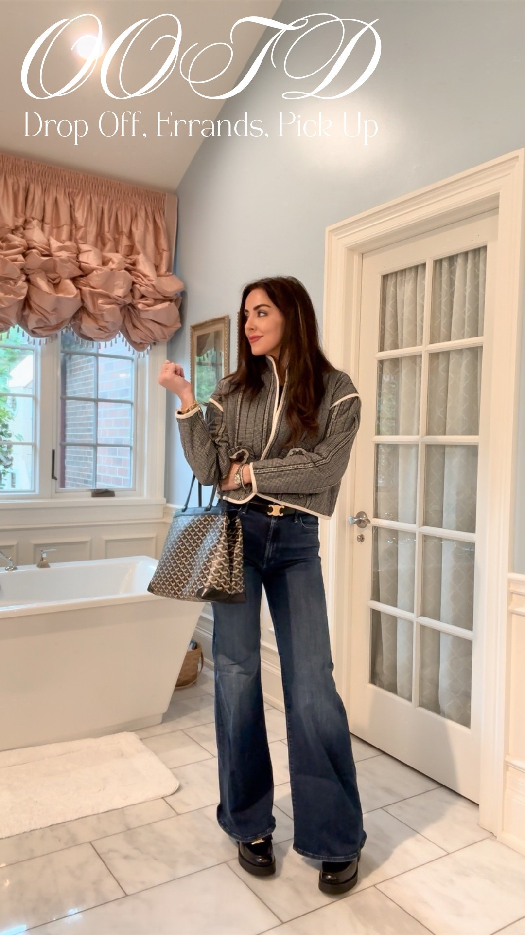 My favorite fall lip 🍂 Moon Orchid. I’ve been *trying* to embrace my natural pale skin color and find colors more suited to it. 

Jacket: @yourdarlingstyle @shopyourdarlingstyle TT find!
Tank and Belt: @celine
Bag: my loyal 10-year-old @goyardofficial