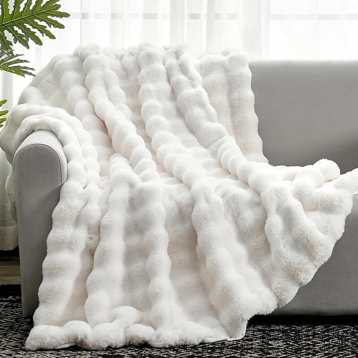 Cozy Bliss Soft Plush Faux Fur Thick Fuzzy Bubble Throw Blanket | Amazon (US)