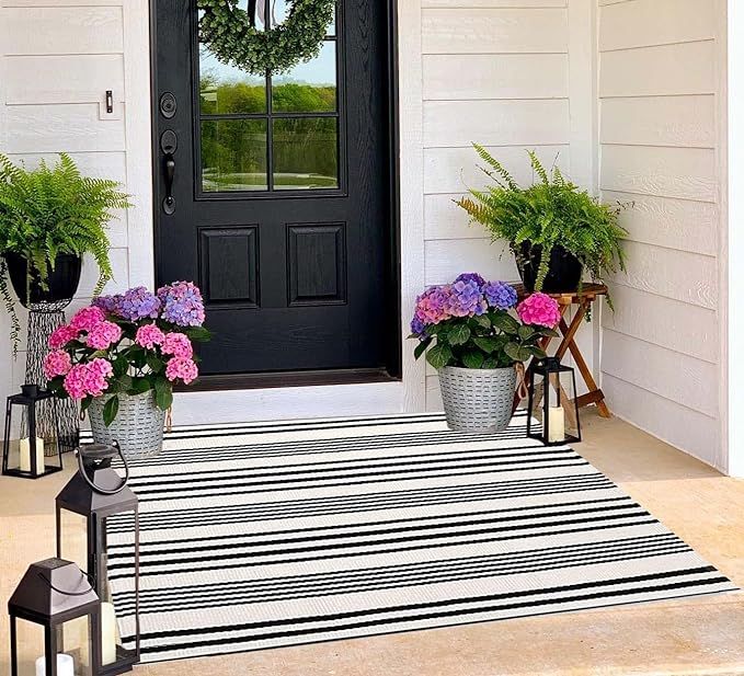 BUAGETUP Black and White Outdoor Rug 3'x 5' Hand-Woven Cotton Washable Rug Striped Front Porch Ru... | Amazon (US)