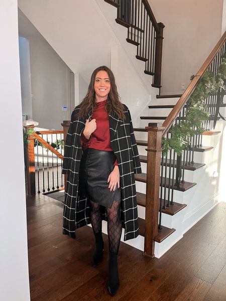 Holiday party looks for your corporate Christmas party! 


Holiday outfits
Holiday looks
Corporate party outfits
Conservative Christmas outfit
Classic holiday look
Holiday party look 