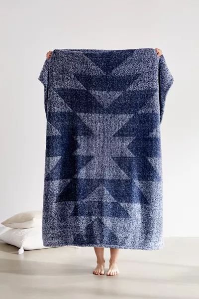 Southwest Carved Amped Fleece Throw Blanket | Urban Outfitters (US and RoW)