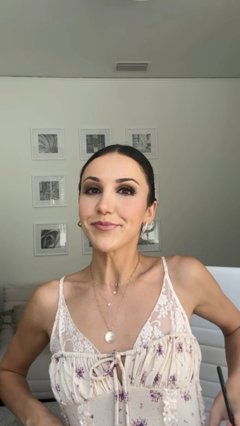 My feminine but fierce makeup look!!