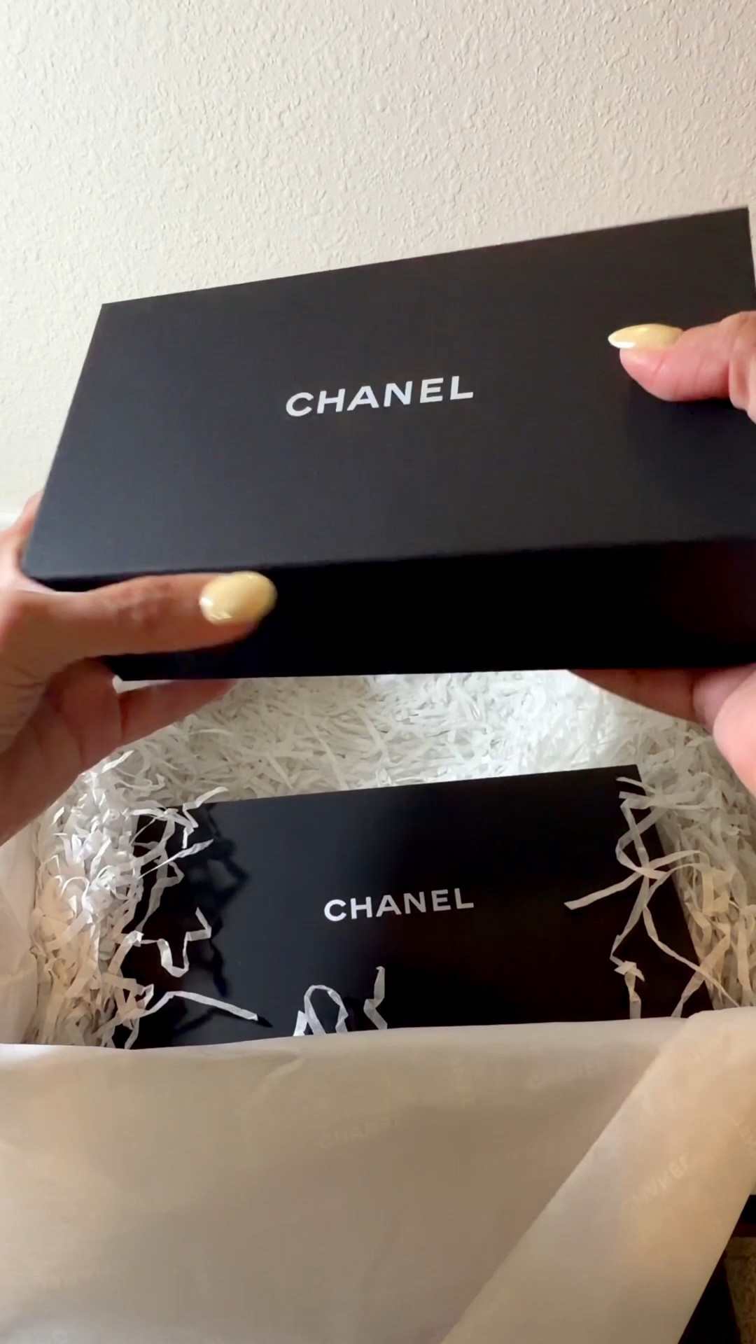 The hottest CHANEL sunglasses for this summer😍😎

#LTKootd #LTKgrwm #LTKSwim
