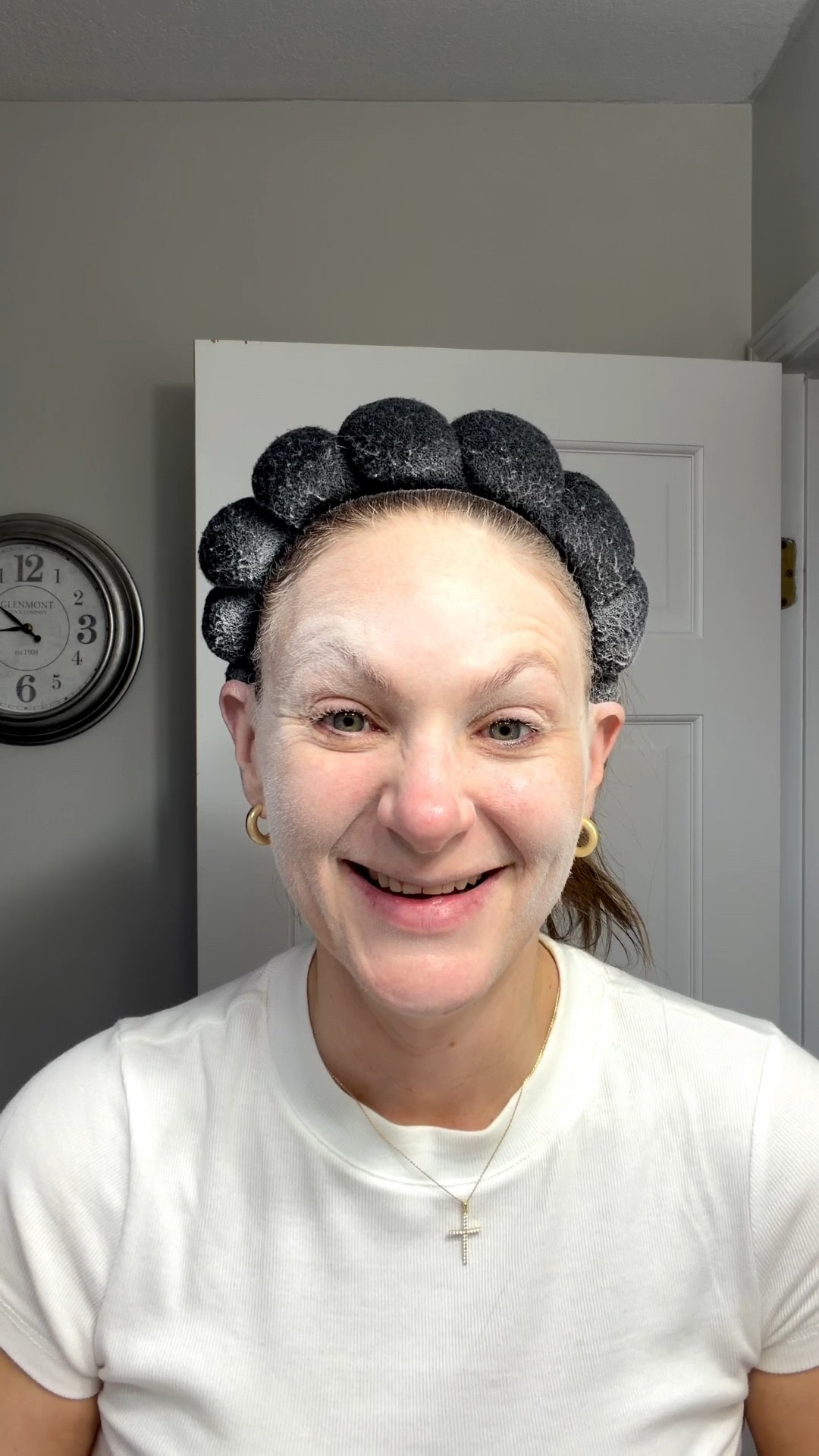 I cannot unsee this now 😳

The hair identifier on this @michaeltoddbeauty spray and Sonicsmooth dermaplane razor is exposing everything…but also fixing everything. ✔️

As a busy mom, I don’t have time for facials (unfortunately) 😕 — so this is my shortcut:
✨ smoother skin
✨ better makeup
✨ instant glow

If your makeup has been looking off… this might be your missing step! This would also make a great gift for Mother’s Day! 🎁 

#michaeltoddbeautyreview #michaeltoddbeauty #sonicsmoothreview #skincaretools

#LTKBeauty