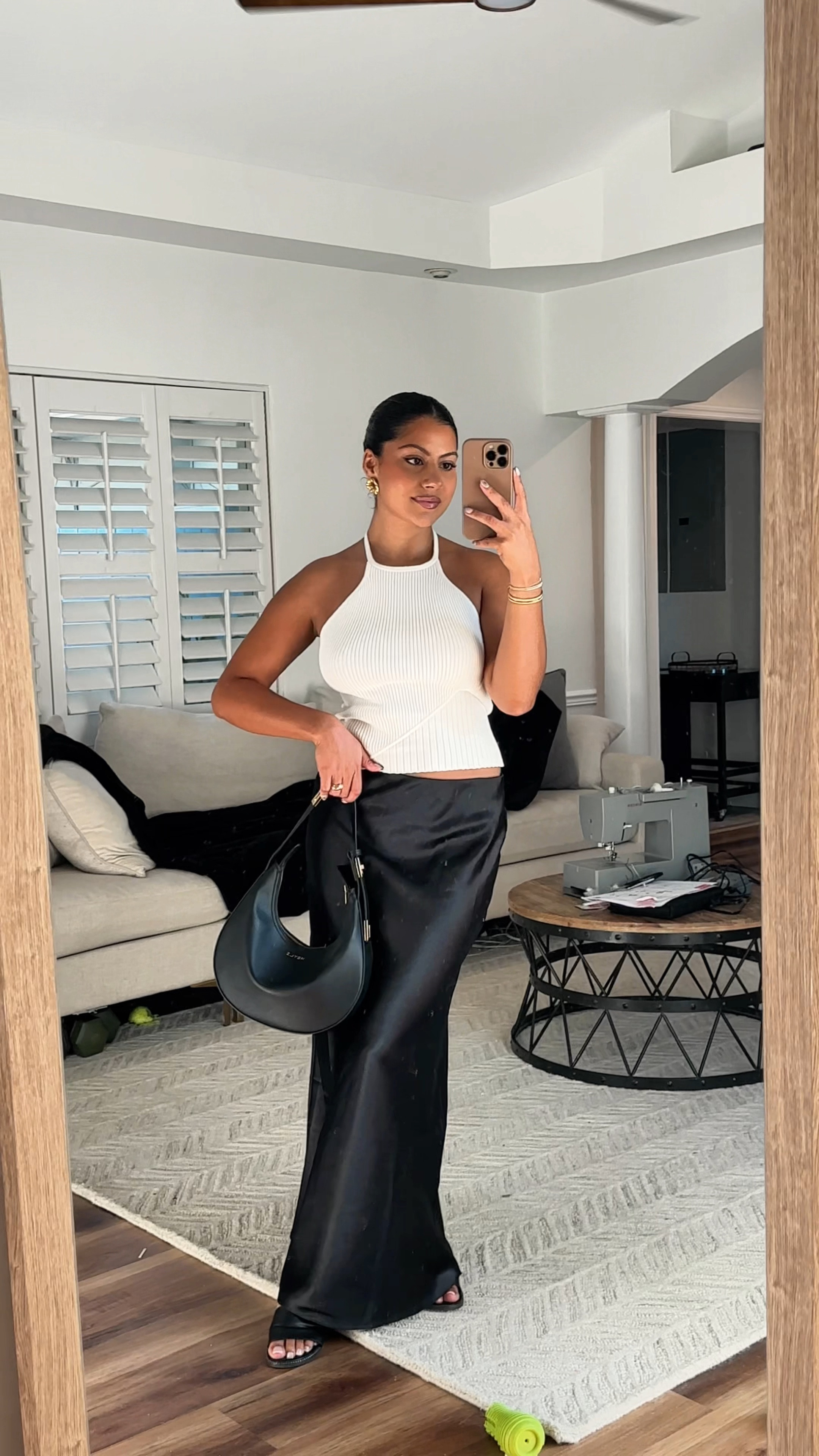 Weekend outfit 🖤

#LTKStyleTip #LTKBeauty #LTKFindsUnder50