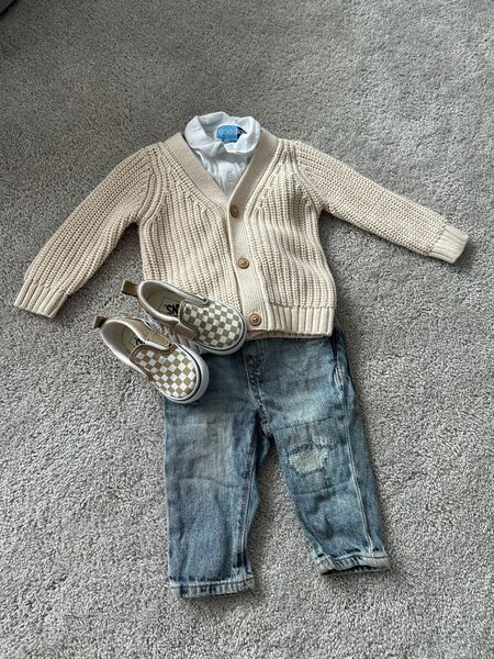 Zai’s OOTD

Baby clothes - baby outfits - ootd - spring outfits - spring kid looks - kid outfits - baby sneakers 

#LTKbaby #LTKshoecrush #LTKkids