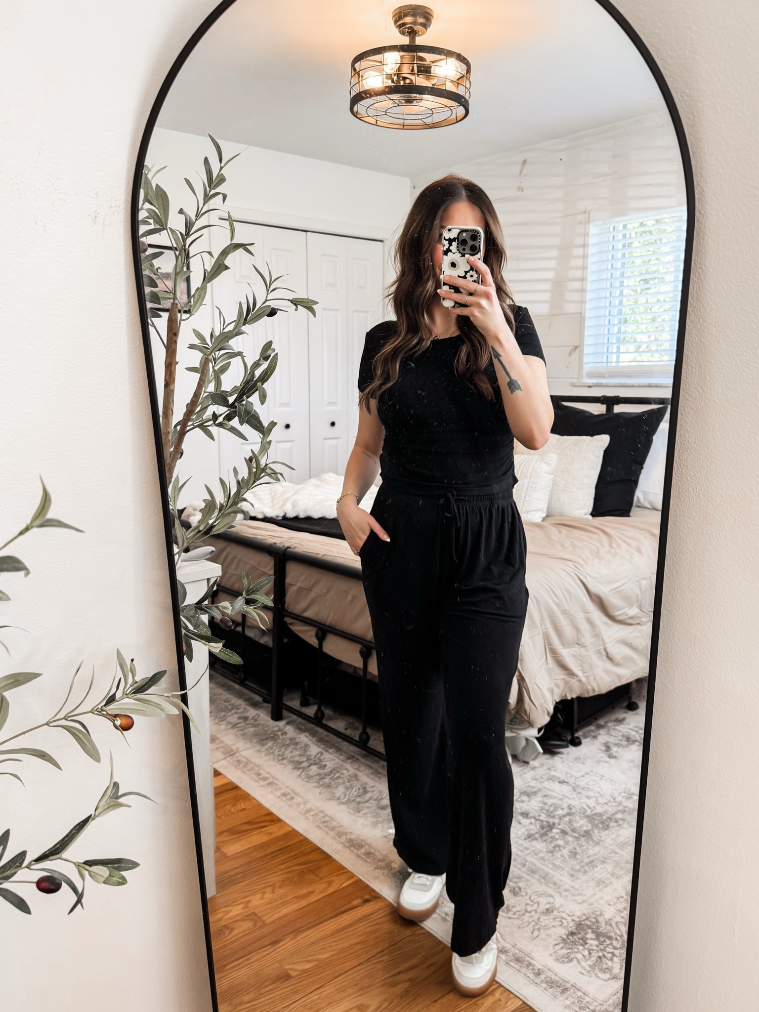 Comfy Amazon set ✨☁️

#LTKSeasonal #LTKgrwm #LTKootd