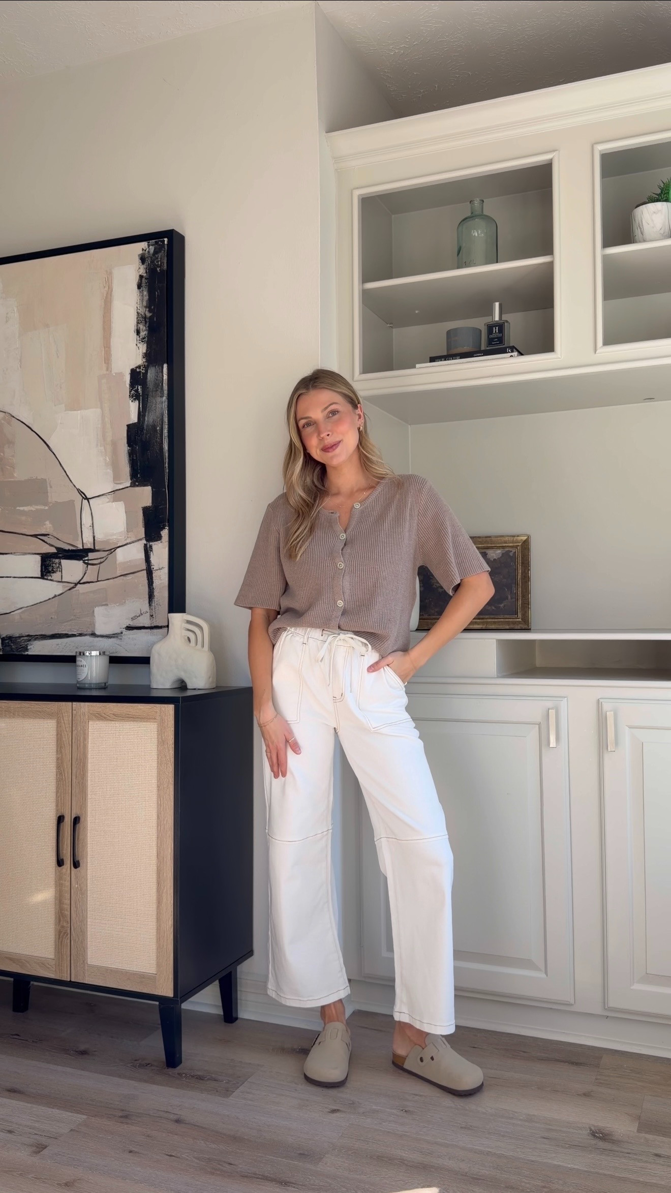 Comfy yet chic mom outfit inspo! Wearing small in cardigan and 4 in white jeans. 

 #LTKootd #LTKTall #LTKFindsUnder50