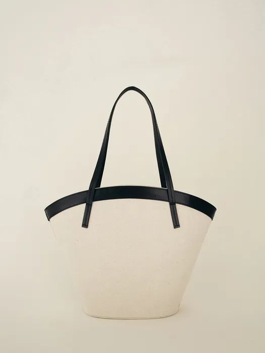 Curved Canvas Bag Medium Ecru | W Concept (US)