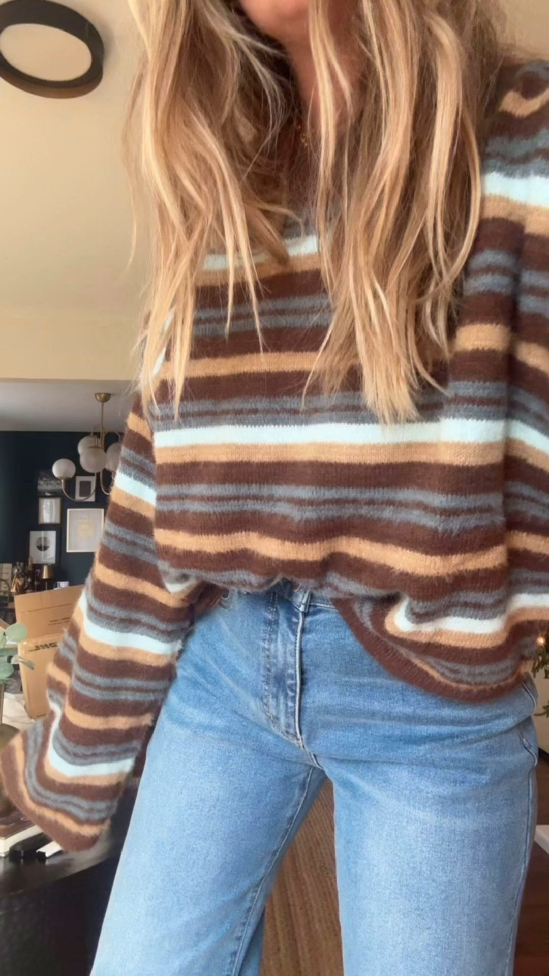 Love this stripe sweater from @cupshe code: Caitlyn15 for 15% off! @cupshe #cupshepartner also rounded up some affordable holiday sweaters!