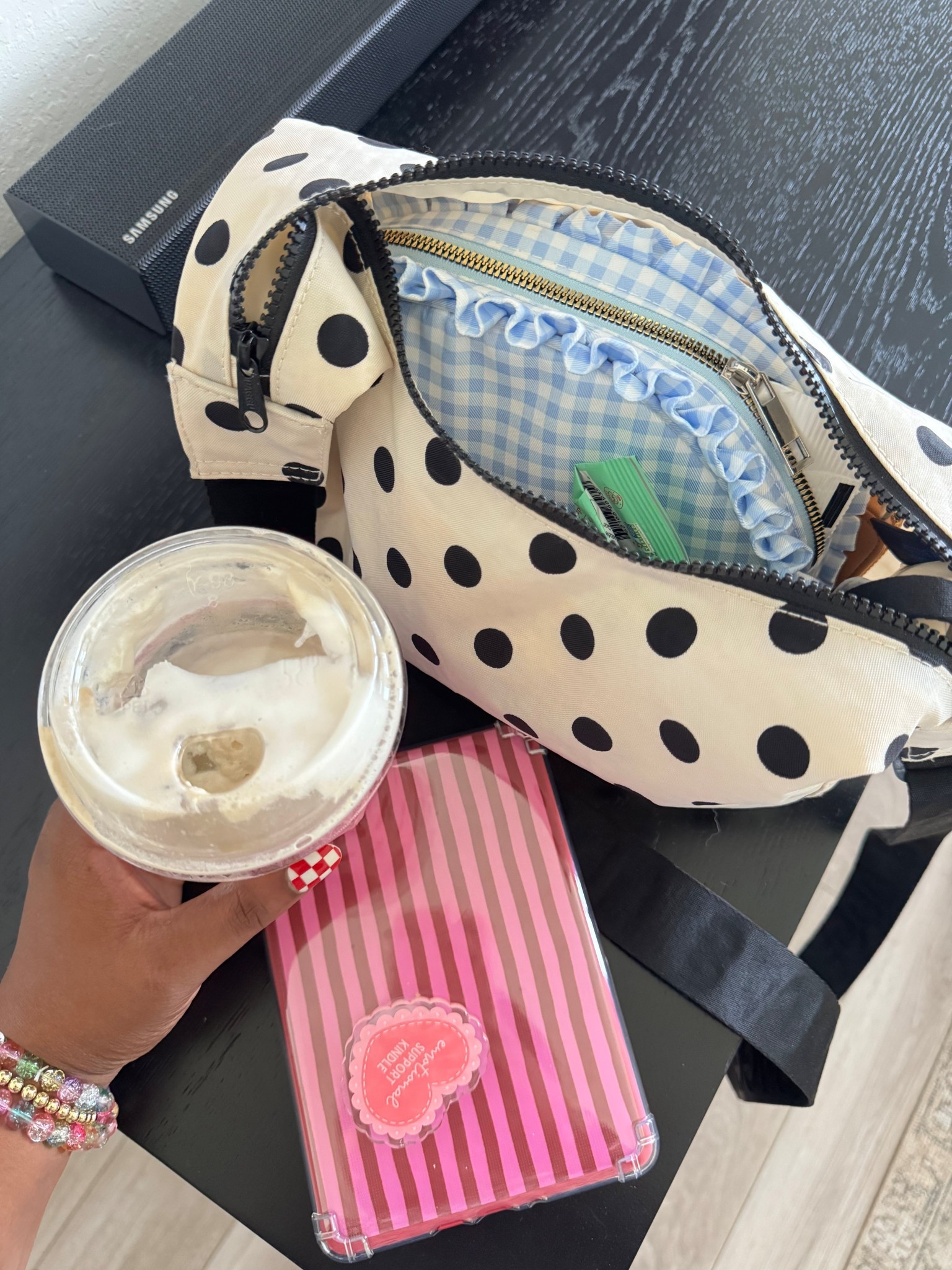 what’s in my mom purse ✨🩷

#LTKmomlife