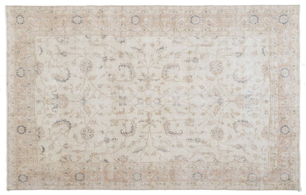 Moeteus
            
              Vintage Persian Rug | Revival Rugs 