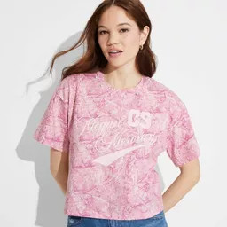 Women's Megan Moroney 09 Short Sleeve Graphic T-Shirt - Pink Camo S | Target