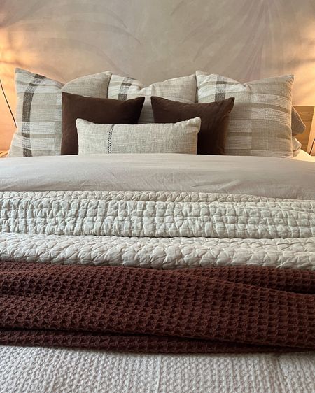 Fall bed layers 🍂☁️ ***read reviews on brown throw blanket before purchasing. It does shed  

#LTKhome #LTKSeasonal
