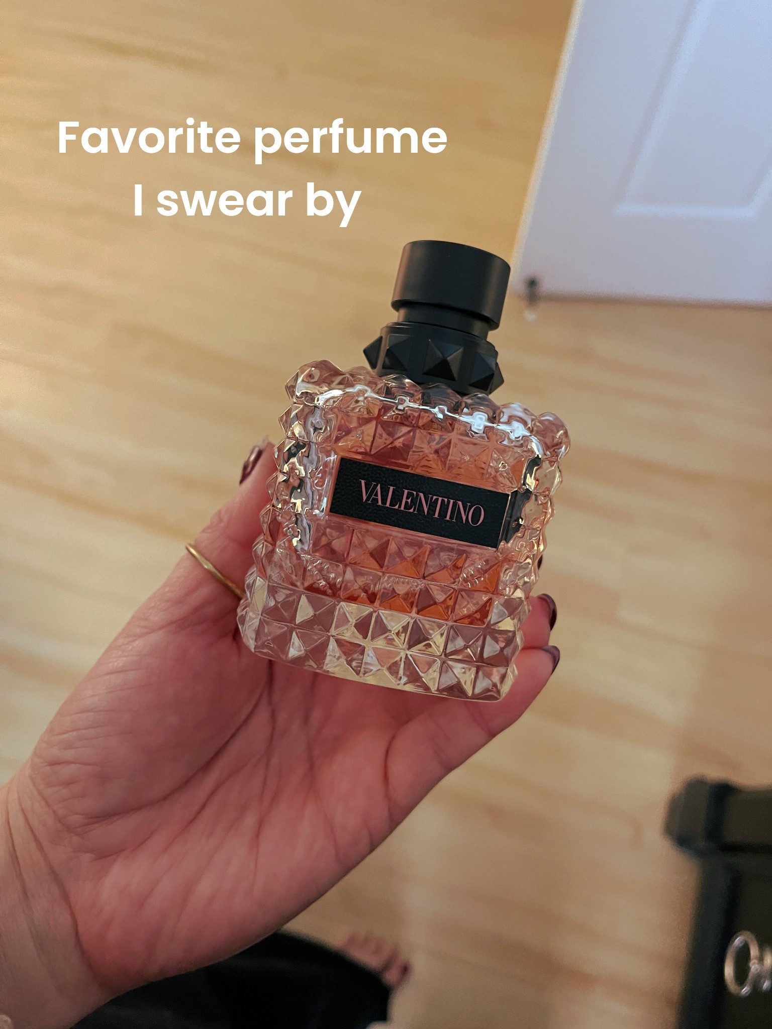 Valentino is the #1 perfume I get complimented on 


#LTKGiftGuide #LTKootd #LTKCyberWeek