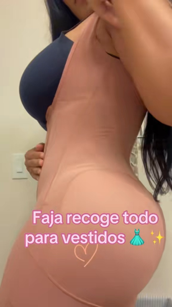 ✨ ¿Lista para verte increíble en tus vestidos?
Esta faja moldea, estiliza y recoge TODO 😍. Perfecta para resaltar tus curvas y sentirte segura en cualquier ocasión 💃.
¡La mejor inversión para tu closet! 🛍️

#FajaMoldeadora #FajaColombiana #FajaReductora #MoldeaTuCuerpo #OutfitPerfecto #DressReady #TikTokMadeMeBuyIt #FajasColombianas #CurvasPerfectas #Shapewear #TikTokShopping

