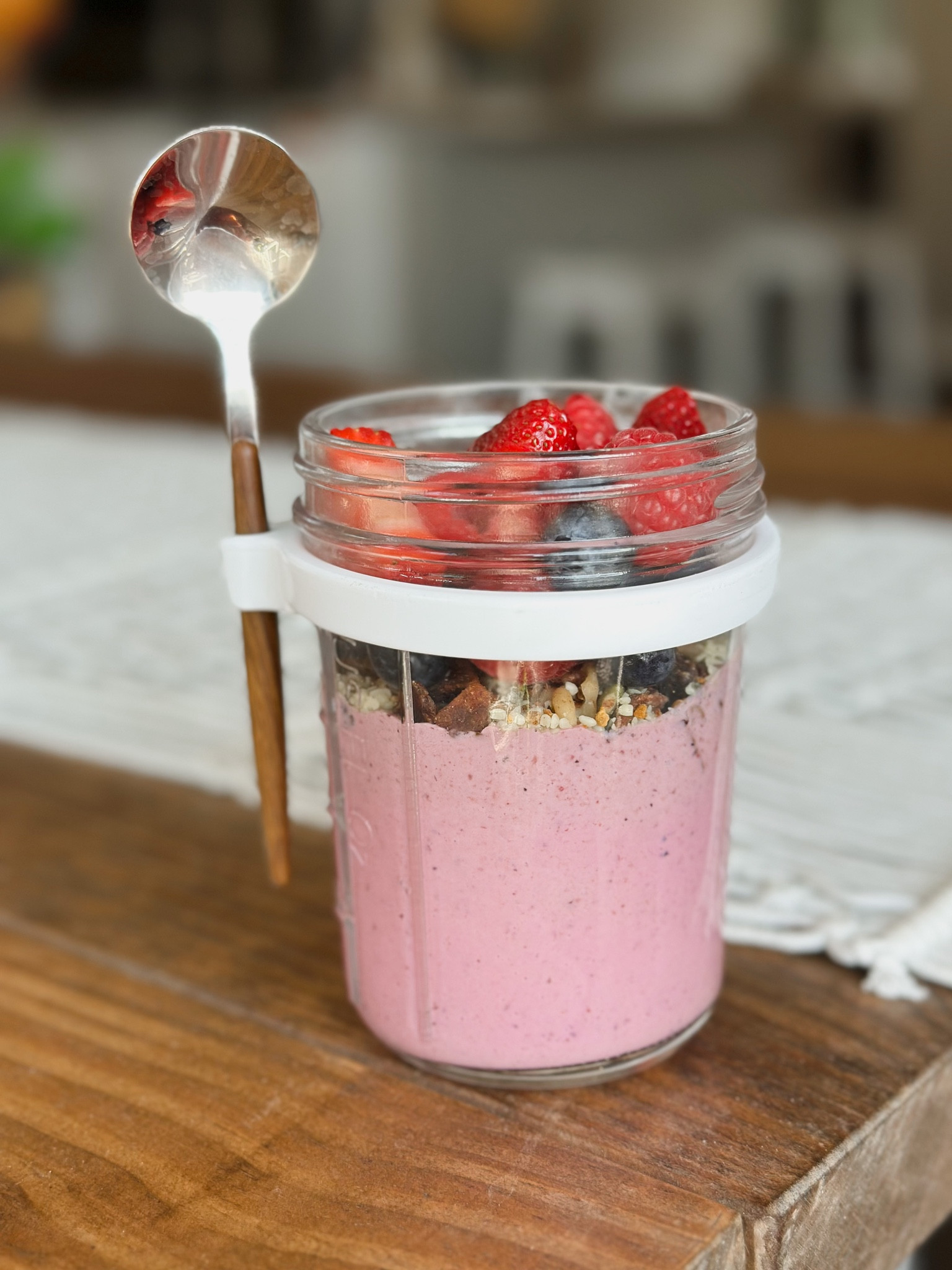 Cutie little #Amazon overnight oats/yoghurt parfait glass containers with spoons! I love them for an easy breakfast/snack. 

#LTKFind #LTKunder50 #LTKfit