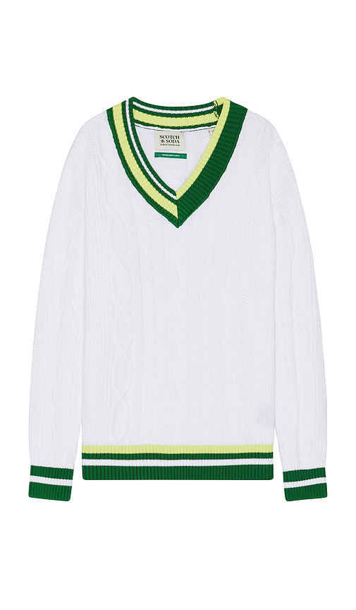 Scotch & Soda V Neck Dropped Shoulder Cable Knit Sweater in White. Taglia L. Also in XL/1X. | Revolve Clothing (Global)
