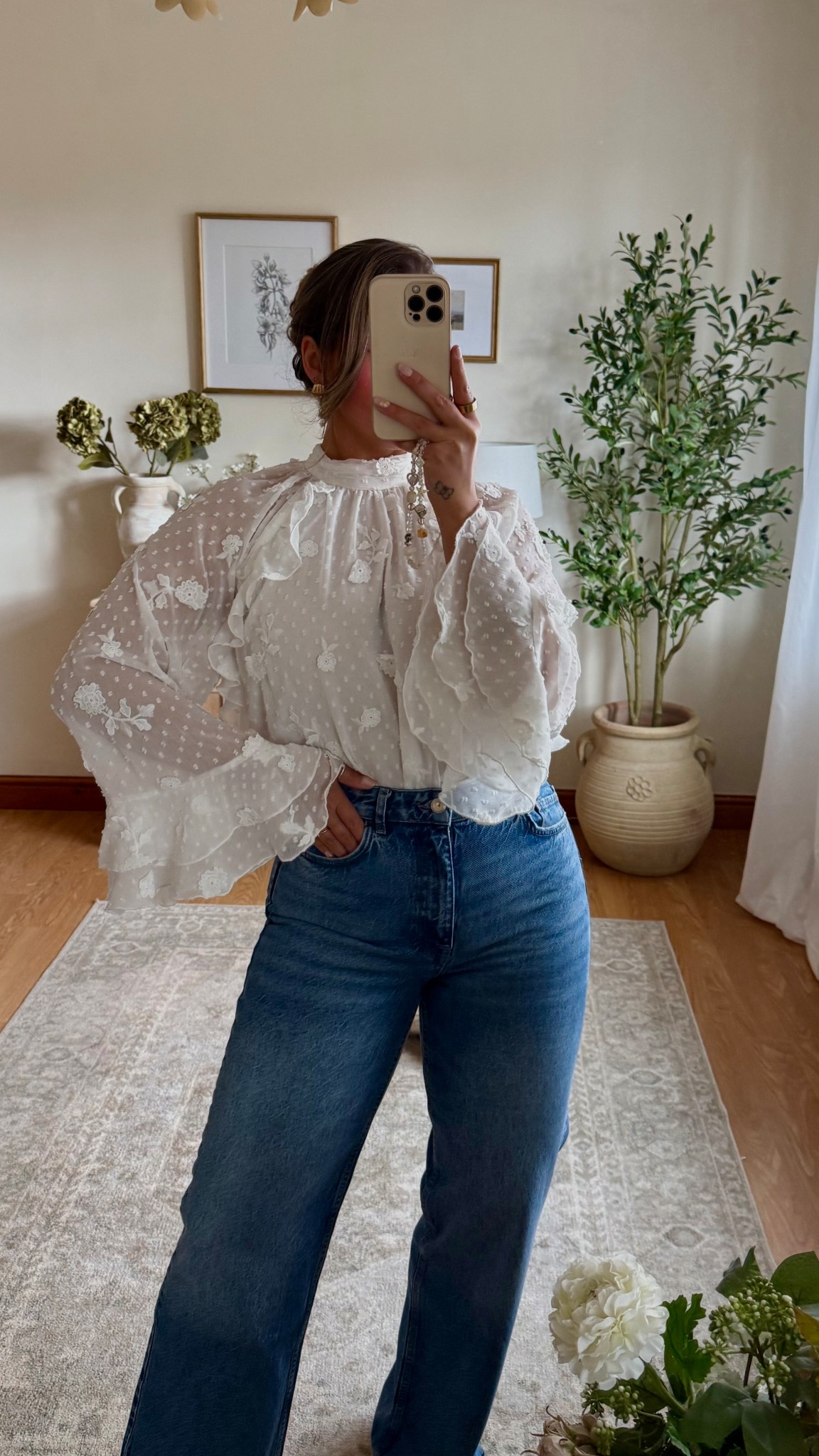 Spring outfit 🤍🕊️

#LTKmidsize #LTKspring