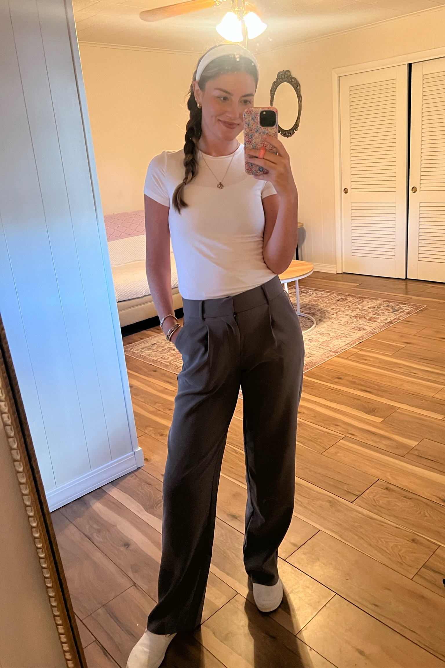 the COMFIEST dress pants I own & they’re long enough for 5’9” 🫨🛍️ 

#maurices #dresspants #workwear #businesscasual #ootd #fashion 

#LTKSaleAlert #LTKWorkwear #LTKStyleTip