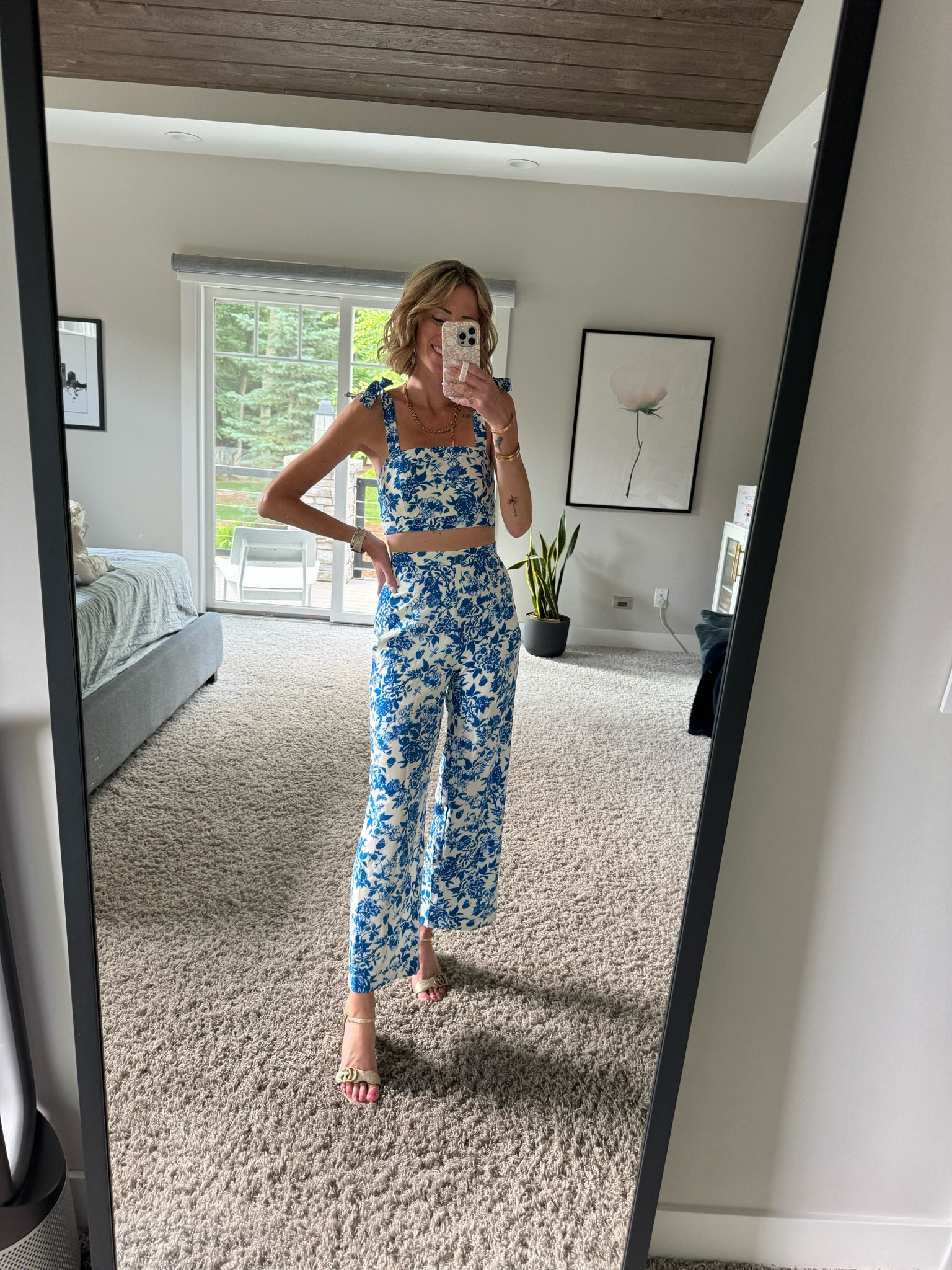 Amazon fashion finds 
This blue and white floral two-piece set looks designer. It’s so comfortable and runs true to size.