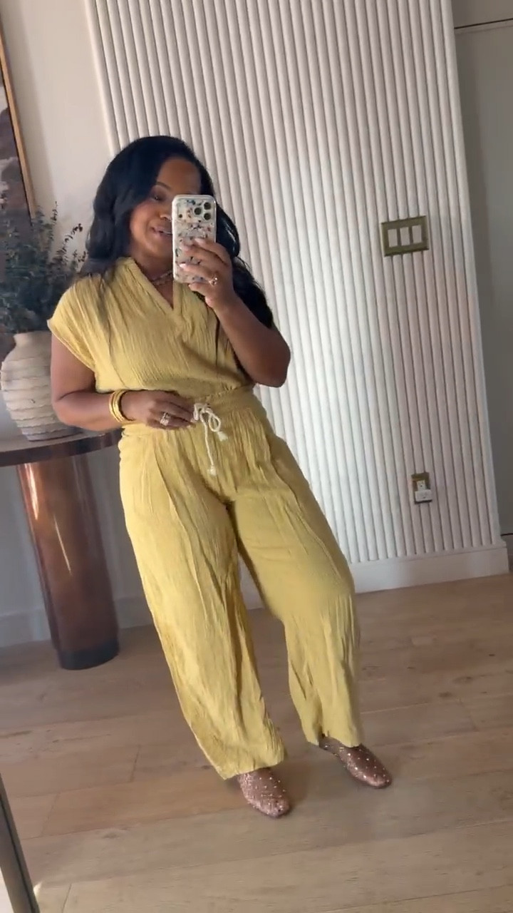 This gauze set from Old Navy is so comfortable and flattering! ✨ Comes in multiple colors and is currently on sale. 

#LTKootd #LTKgrwm #LTKSaleAlert