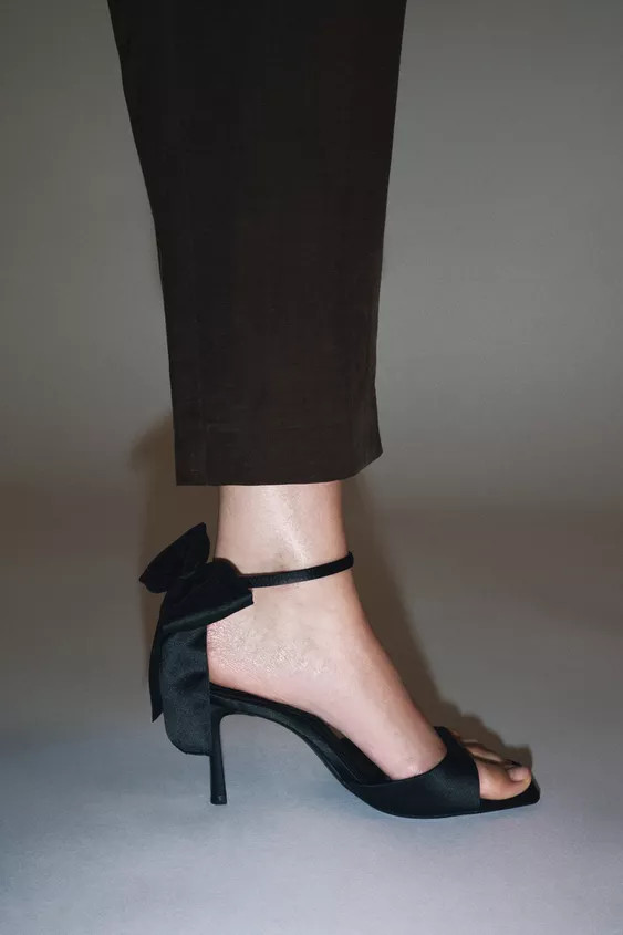 MAXI BOW HEELED SANDALS | Zara UK