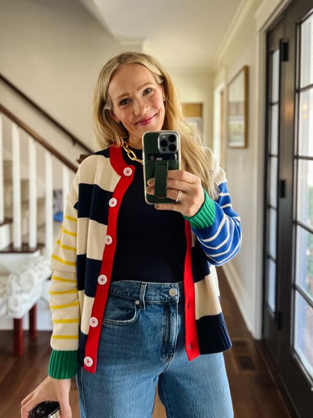 The happiest cardigan for the first day of Sprjng ☀️ my favorite boden navy tank top (not too fitted or cropped!) AYR full length denim, pink shoes (linked similar) and a chunky gold necklace 
❤️ CLAIRE LATELY 

#LTKworkwear #LTKstyletip #LTKSeasonal