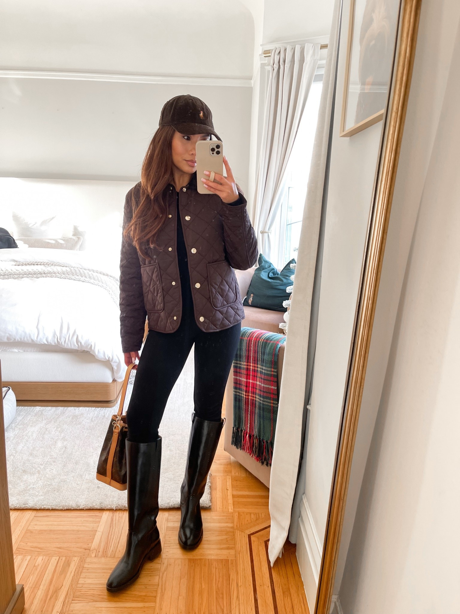 Black and brown ootd! 🤎 love this soft cashmere sweater 

Sizing:
Jacket - tts, xs (also linked some similar options)
Cashmere sweater - tts, xs
Leggings - tts, xs (these do run a little long on me)
Boots - tts

#LTKPetite #LTKFindsUnder100