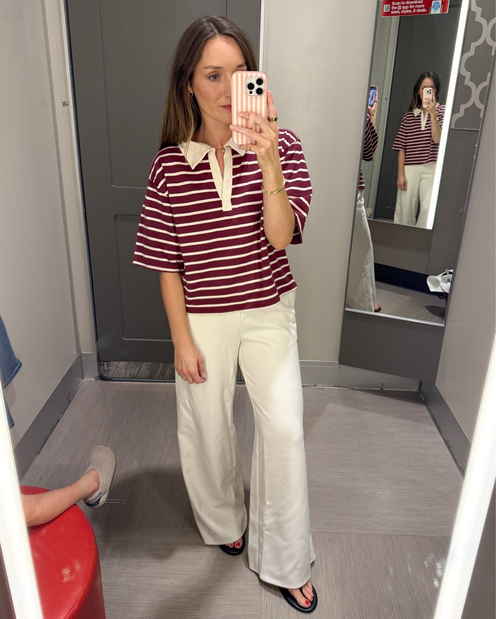 I think these pants are supposed to be like they are with the Lodge pants or the gap easy pants but the fabric just doesn’t live up. I am wearing an XS. Would not recommend. Definitely go for the effortless pants instead of these. Linking here so you can tell the difference between the two. ￼￼