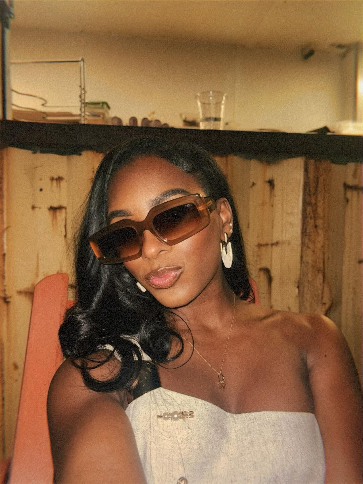 A @dezi girl! 🤎

These shades are just so TEA. The brown color and the shape is everything. 

#accessories #dezishades #fallfashion

#LTKFindsUnder100 #LTKStyleTip